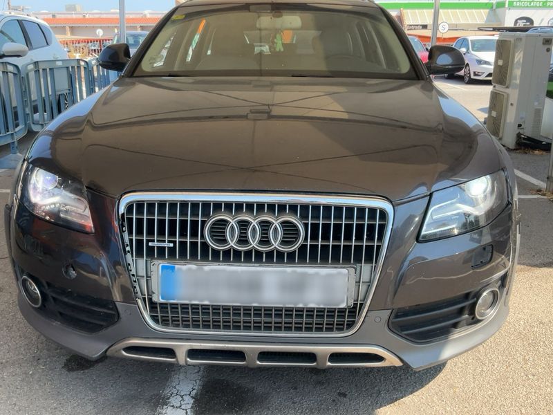 Audi A4 Allroad 3.0 V6 TDI — zdjęcie 9