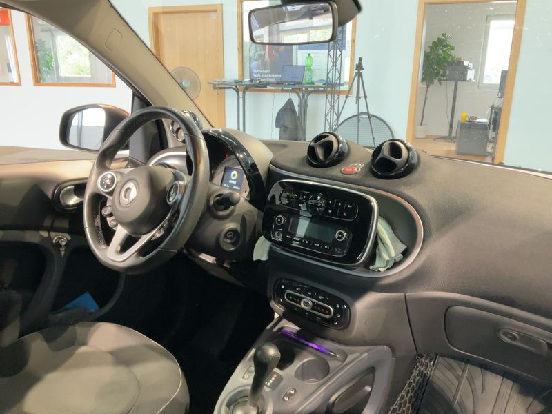 Smart fortwo 1.0 Basis passion — zdjęcie 12