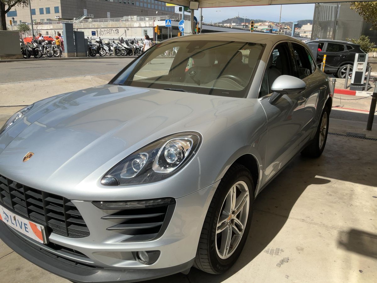 Porsche Macan S