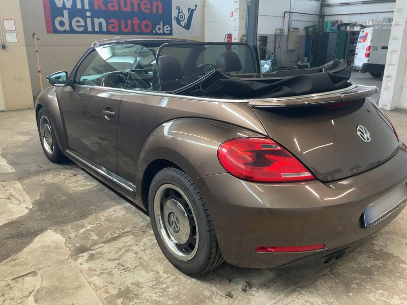 Volkswagen Beetle 2.0 TDI Sport — zdjęcie 3