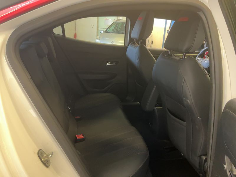 Opel Mokka X 1.2 Turbo GS Line — zdjęcie 14