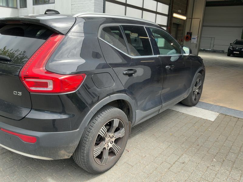 Volvo XC40 2.0 D3 Inscription 2WD — zdjęcie 6