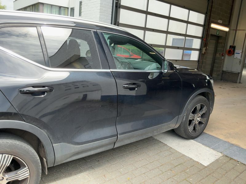 Volvo XC40 2.0 D3 Inscription 2WD — zdjęcie 7