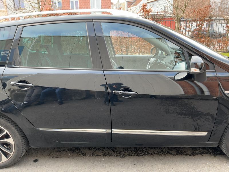 Renault Grand Scenic 1.2 TCe Energy BOSE Edition — zdjęcie 7