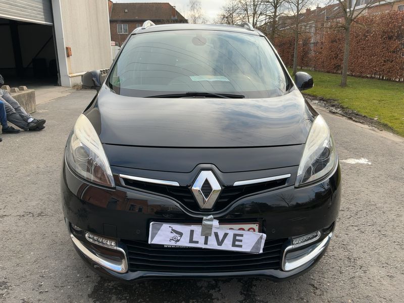 Renault Grand Scenic 1.2 TCe Energy BOSE Edition — zdjęcie 9