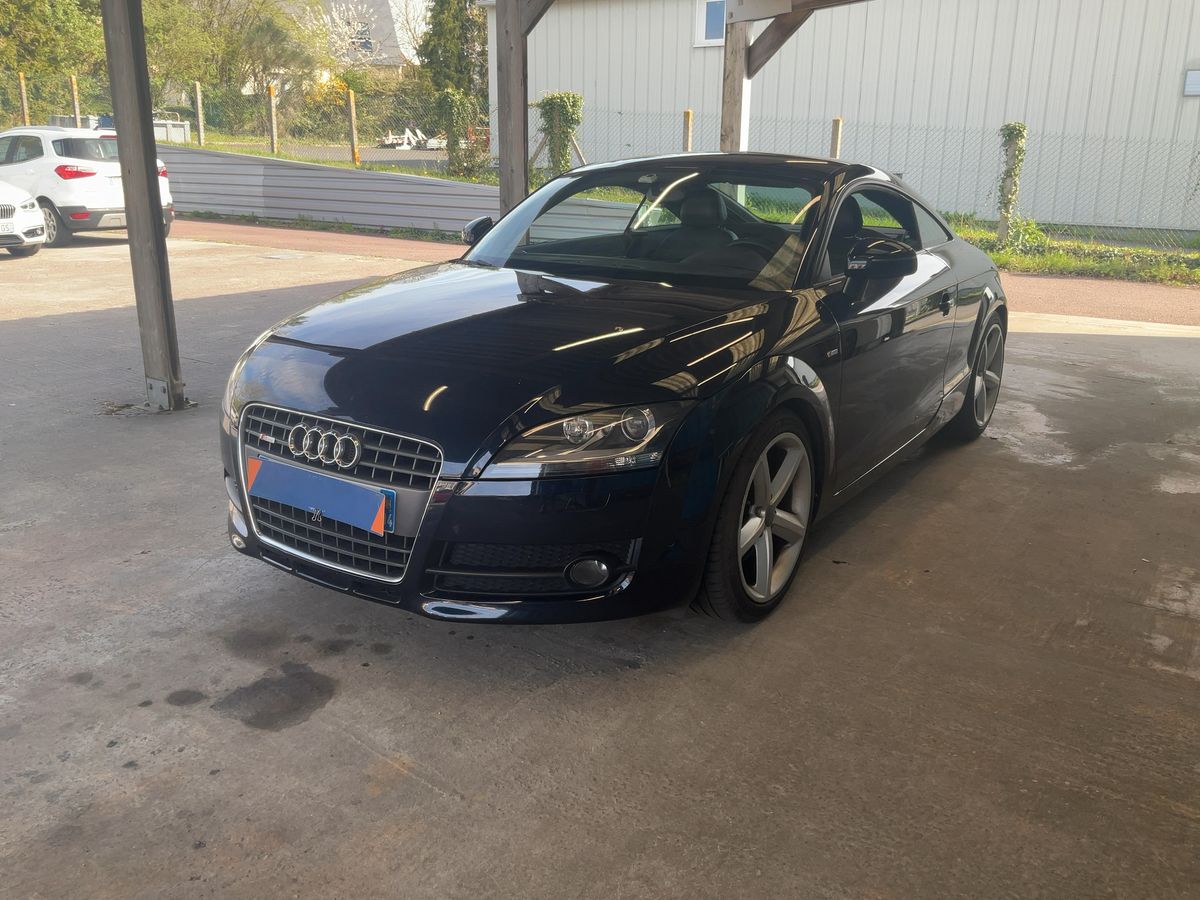 Audi TT 2008 — photo 1