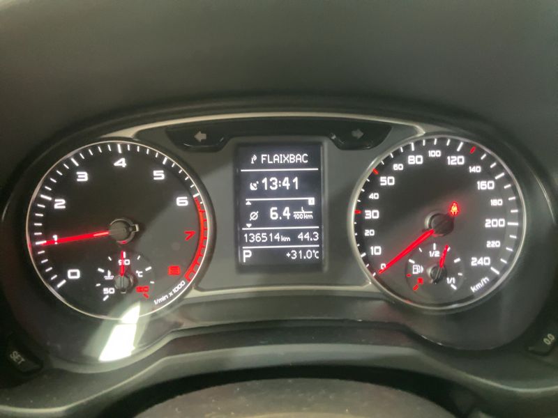 Audi A1 Sportback 1.0 TFSI Adrenalin — zdjęcie 13