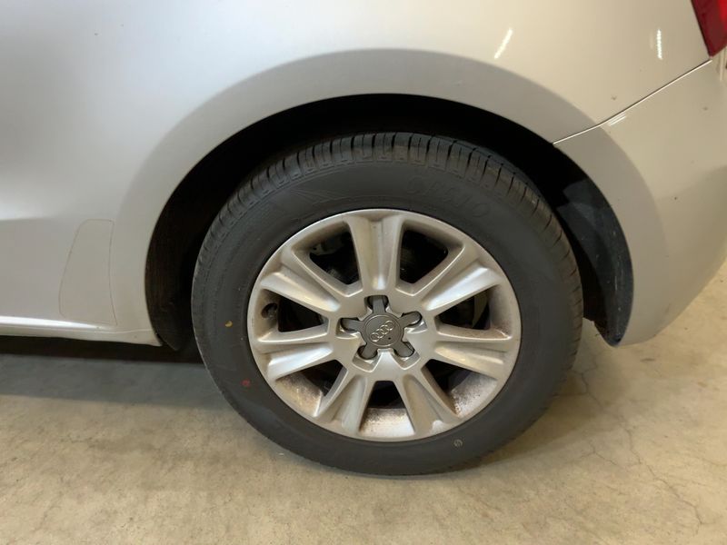 Audi A1 1.2 TFSI Attraction 2013 – снимка 5