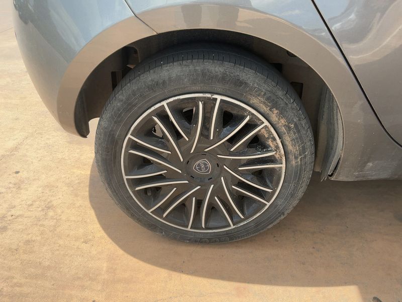Lancia Ypsilon 1.0 Mild-Hybrid Gold 2021 – снимка 9
