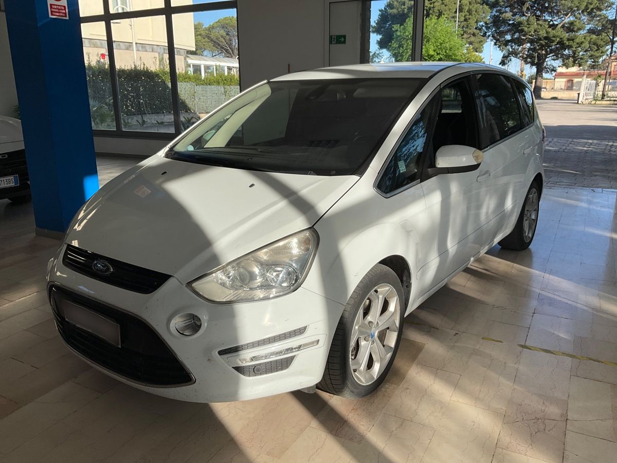 Ford S-Max 2012