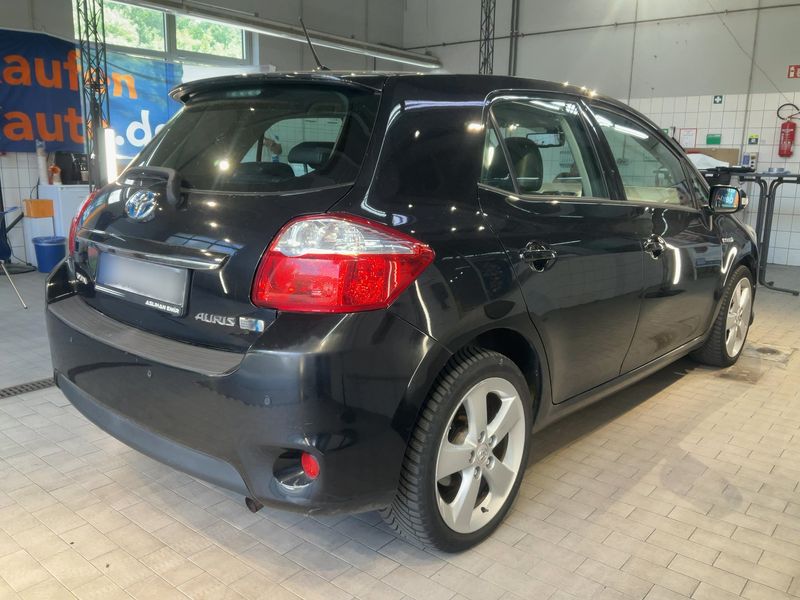 Toyota Auris 1.8 Hybrid Executive 2011 – снимка 8