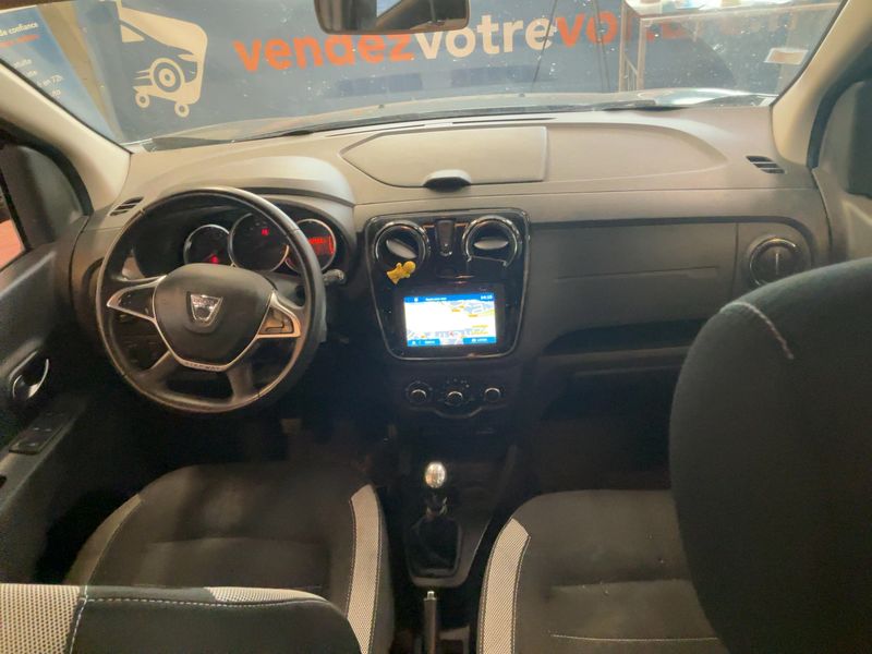Dacia Lodgy 1.5 Blue dCi Stepway — zdjęcie 12