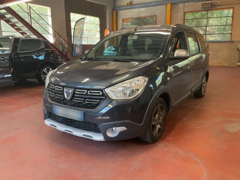 Dacia Lodgy 1.5 Blue dCi Stepway