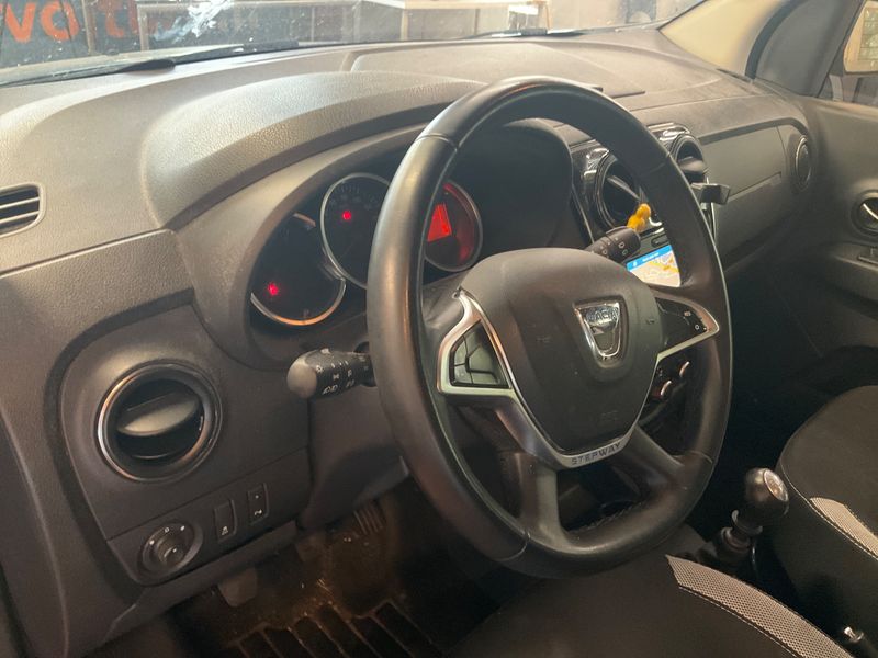 Dacia Lodgy 1.5 Blue dCi Stepway 2019 – снимка 22