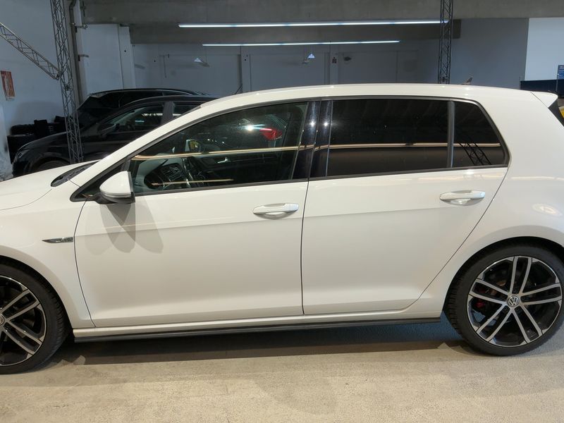 Volkswagen Golf VII 2.0 TDI GTD BlueMotion Tech 2015 – снимка 4