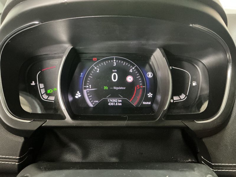 Renault Grand Scenic 1.7 BLUE dCi Intens — zdjęcie 13