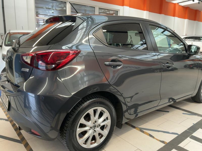 Mazda 2 1.5 Diesel Evolve — zdjęcie 6