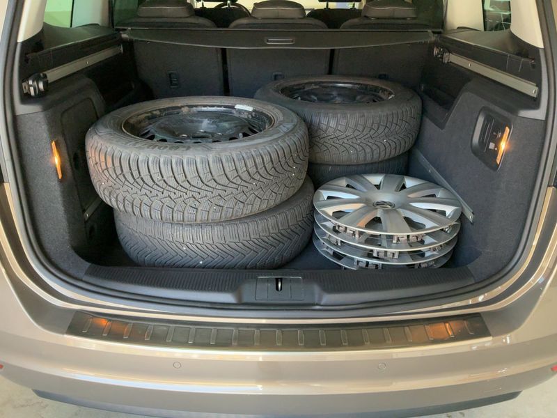 Volkswagen Sharan 2.0 TDI Cup BlueMotion Tech — zdjęcie 10