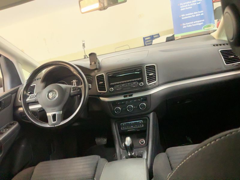 Volkswagen Sharan 2.0 TDI Cup BlueMotion Tech — zdjęcie 12