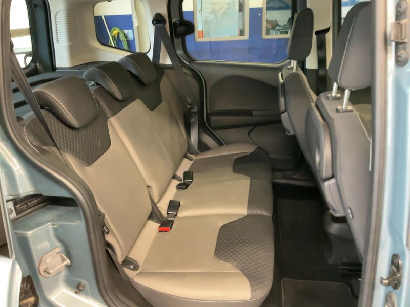 Ford Tourneo 1.0 EcoBoost Trend — zdjęcie 14