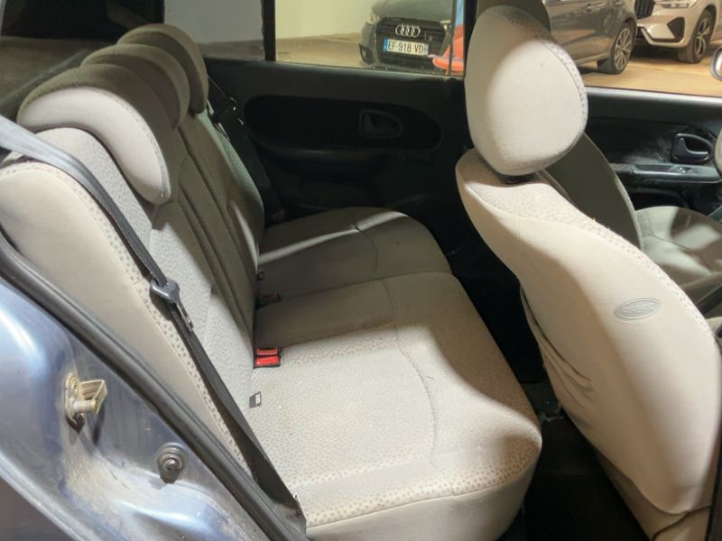 Renault Clio 1.5 dCi Authentique 2006 – снимка 19