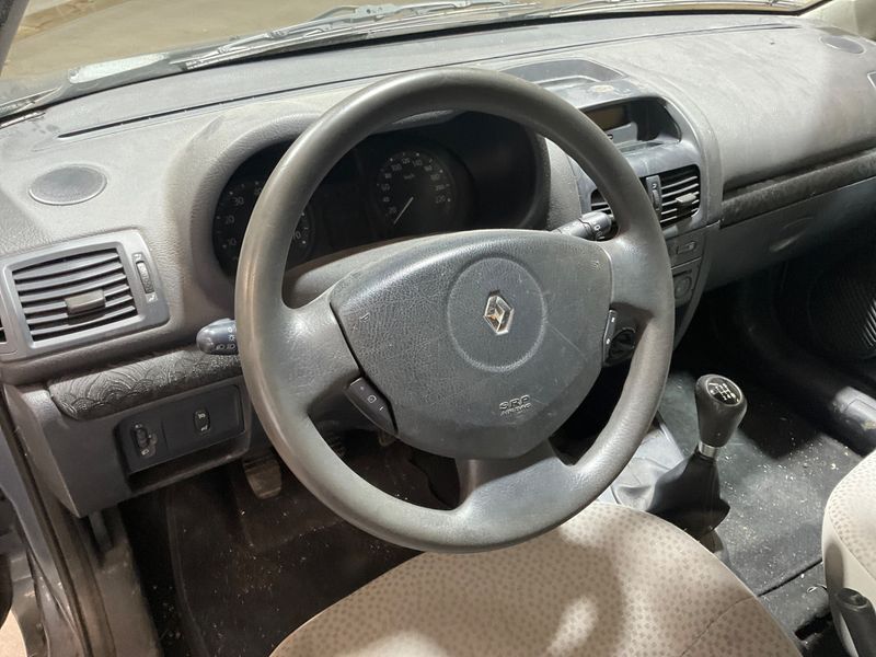Renault Clio 1.5 dCi Authentique 2006 – снимка 38