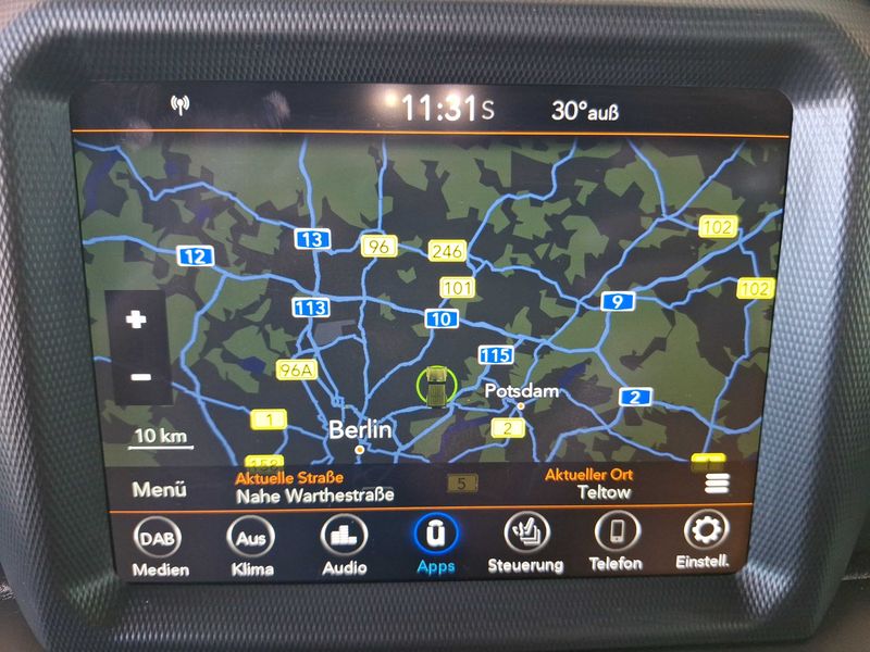 Jeep Wrangler Unlimited 2.0 4xe Plug-in Hybrid Sahara — zdjęcie 13