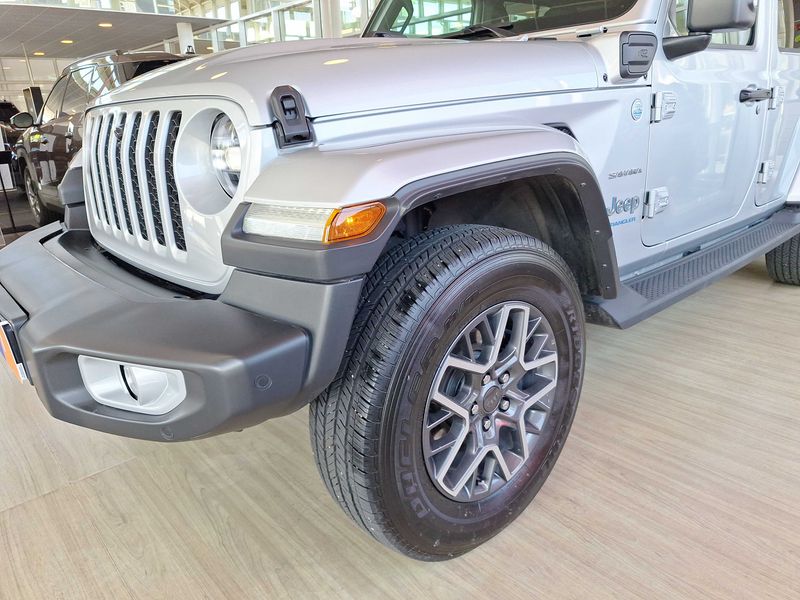 Jeep Wrangler Unlimited 2.0 4xe Plug-in Hybrid Sahara — zdjęcie 2