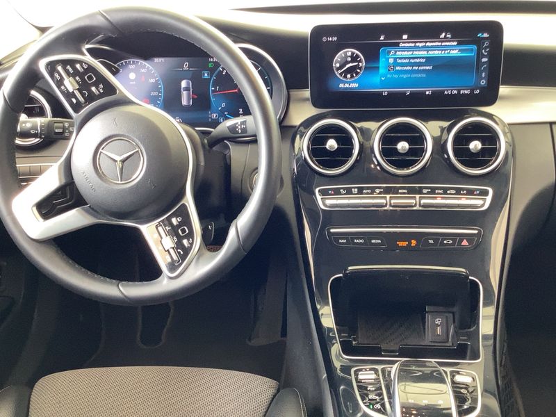 Mercedes-Benz C-Klasse C 220 d T AMG Line — zdjęcie 12