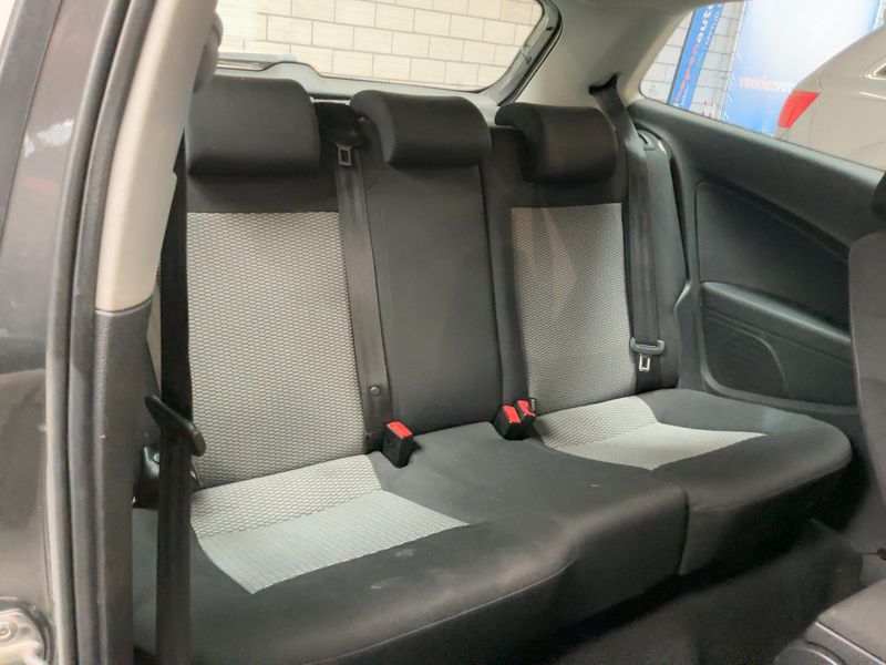 Volkswagen Polo 1.2 Trendline — zdjęcie 14