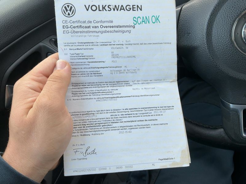 Volkswagen Polo 1.2 Trendline — zdjęcie 16
