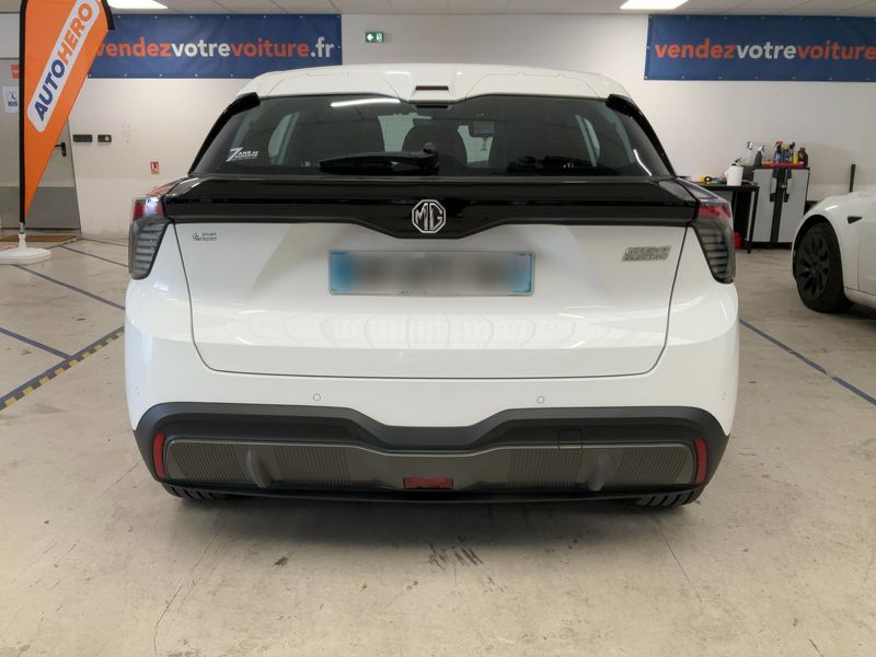 MG 4 electric drive 125 kW Standard — zdjęcie 5