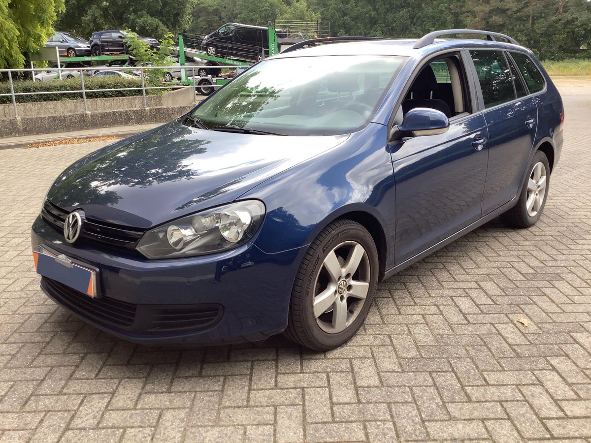 Volkswagen Golf VI 1.6 TDI Trendline