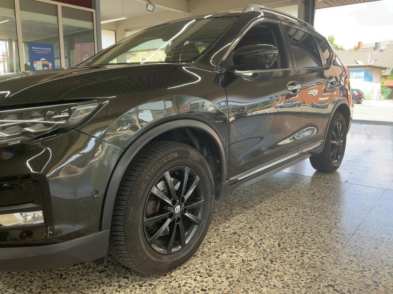 Nissan X-Trail 2.0 dCi Tekna 4x4 — zdjęcie 2