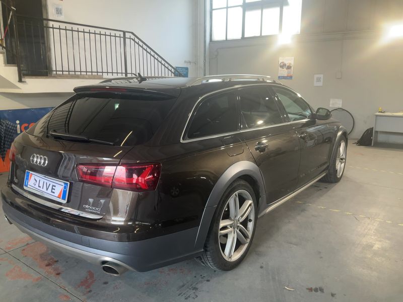 Audi A6 Allroad 3.0 V6 TDI clean diesel — zdjęcie 6