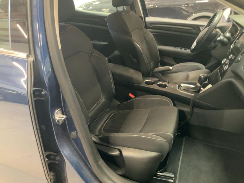 Renault Megane 1.5 dCi Energy Business 2018 – снимка 16