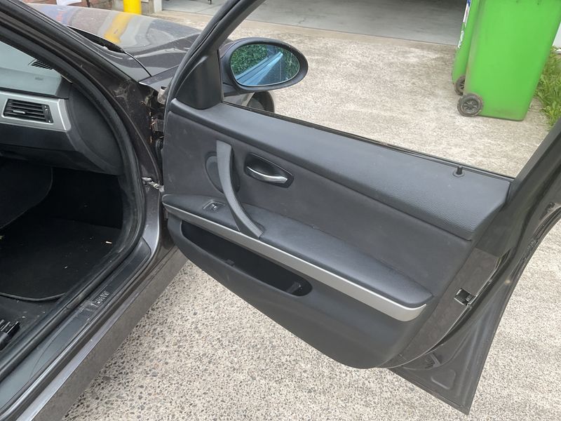 BMW 3er 318d 2008 – снимка 28