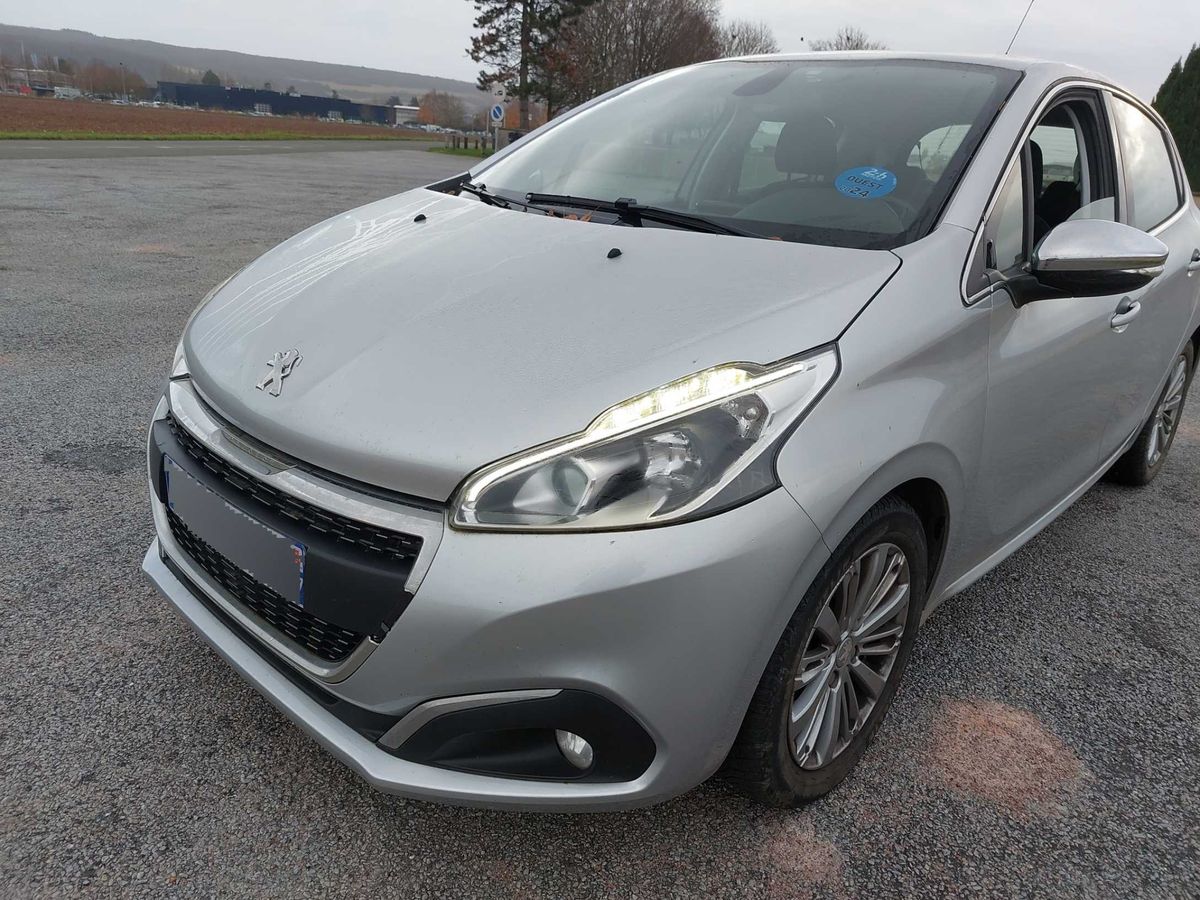 Peugeot 208 1.6 Blue-HDi Allure