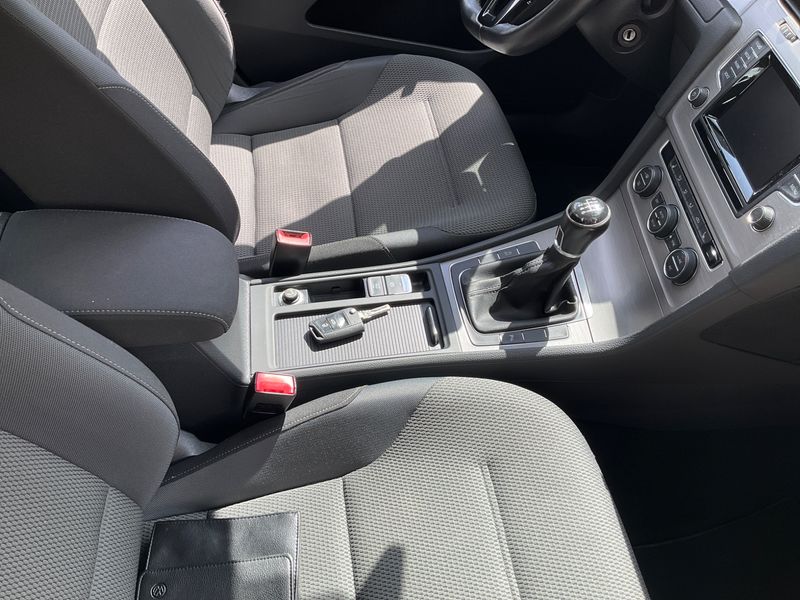 Volkswagen Golf VII 2.0 TDI Comfortline BlueMotion Tech 2014 – снимка 32