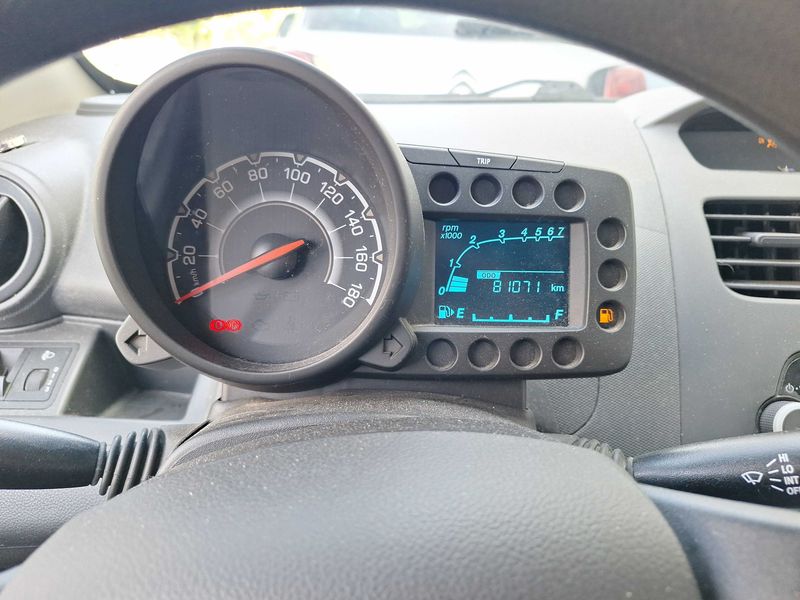 Chevrolet Spark 1.0 LS + — zdjęcie 12
