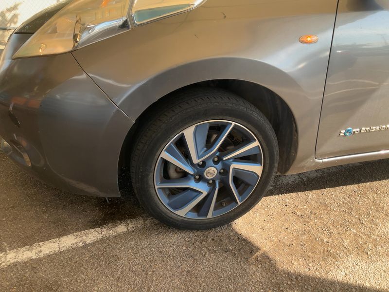 Nissan Leaf electric drive 80 kW Basis 2015 – снимка 3