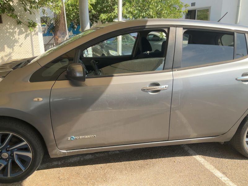 Nissan Leaf electric drive 80 kW Basis — zdjęcie 4