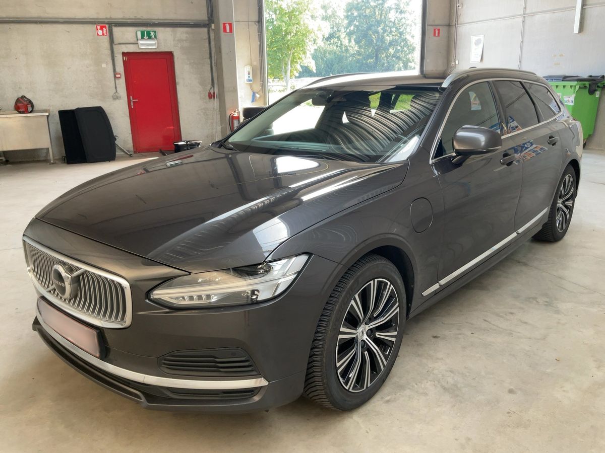 Volvo V90 2022