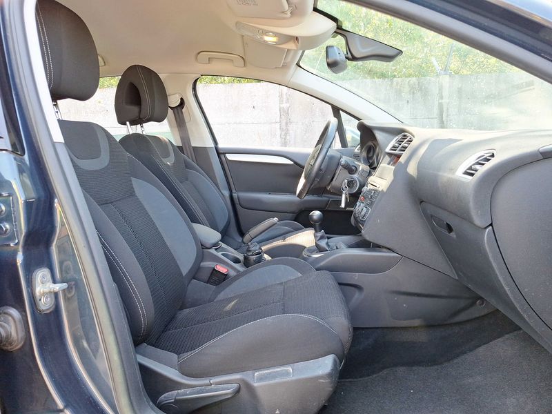 Citroen C4 1.6 HDi Collection — zdjęcie 10