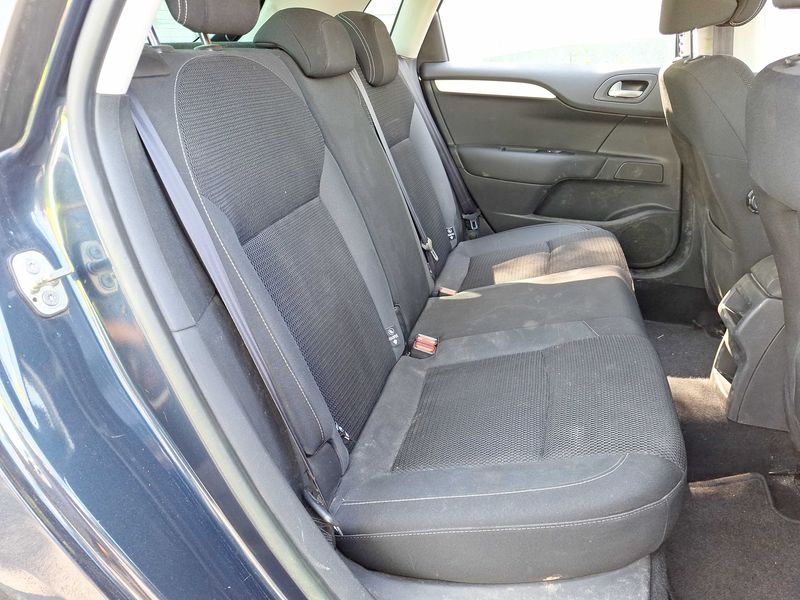 Citroen C4 1.6 HDi Collection — zdjęcie 13