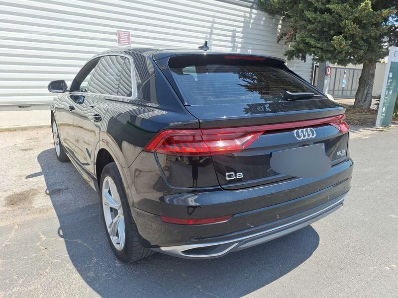Audi Q8 50 TDI Mild-Hybrid quattro — zdjęcie 3