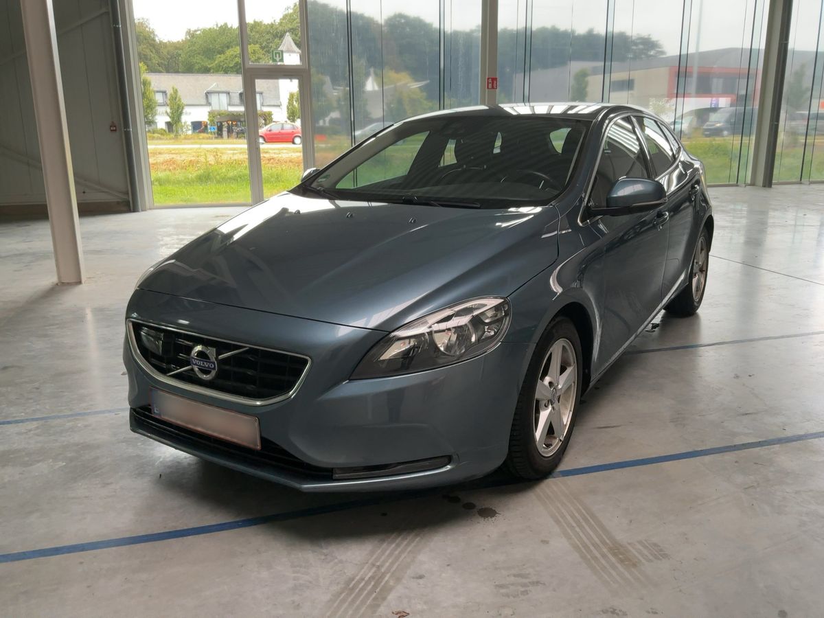 Volvo V40 2014