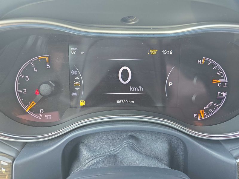 Jeep Grand Cherokee 3.0 CRD Summit — zdjęcie 12