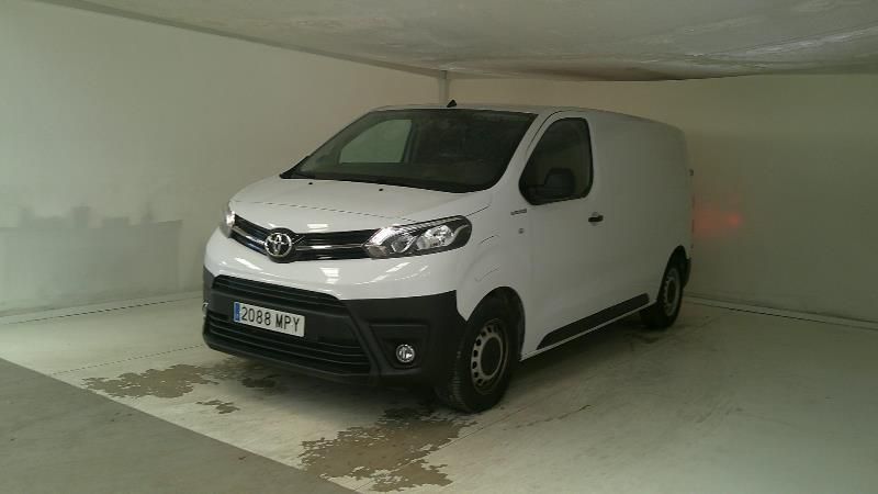 Toyota ProAce electric drive 100 kW Compact Combi GX — zdjęcie 2