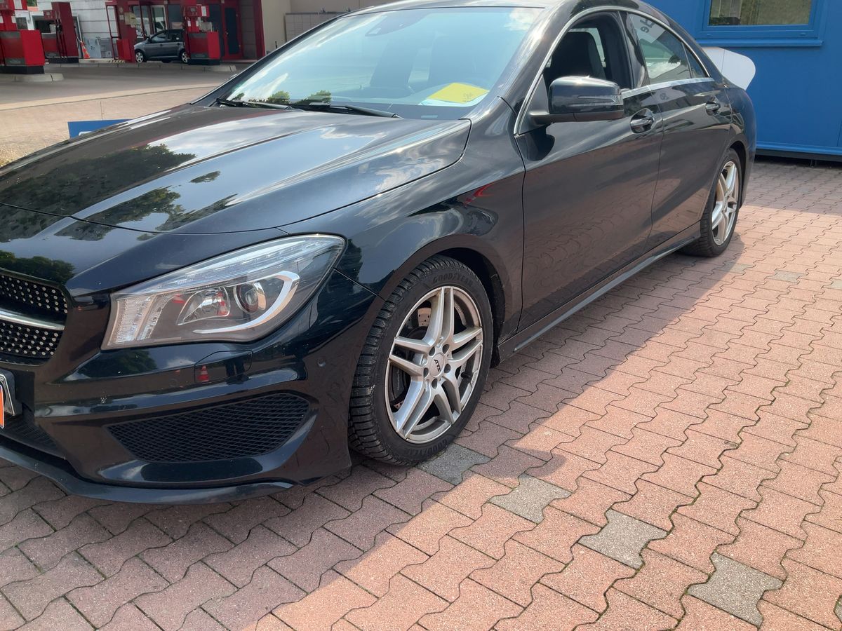 Mercedes-Benz CLA-Klasse CLA 250 AMG Line